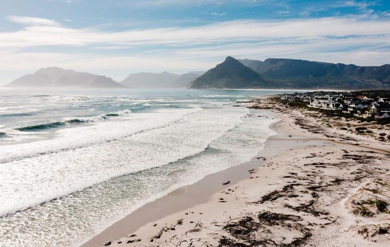 4 Bedroom Property for Sale in Kommetjie Western Cape